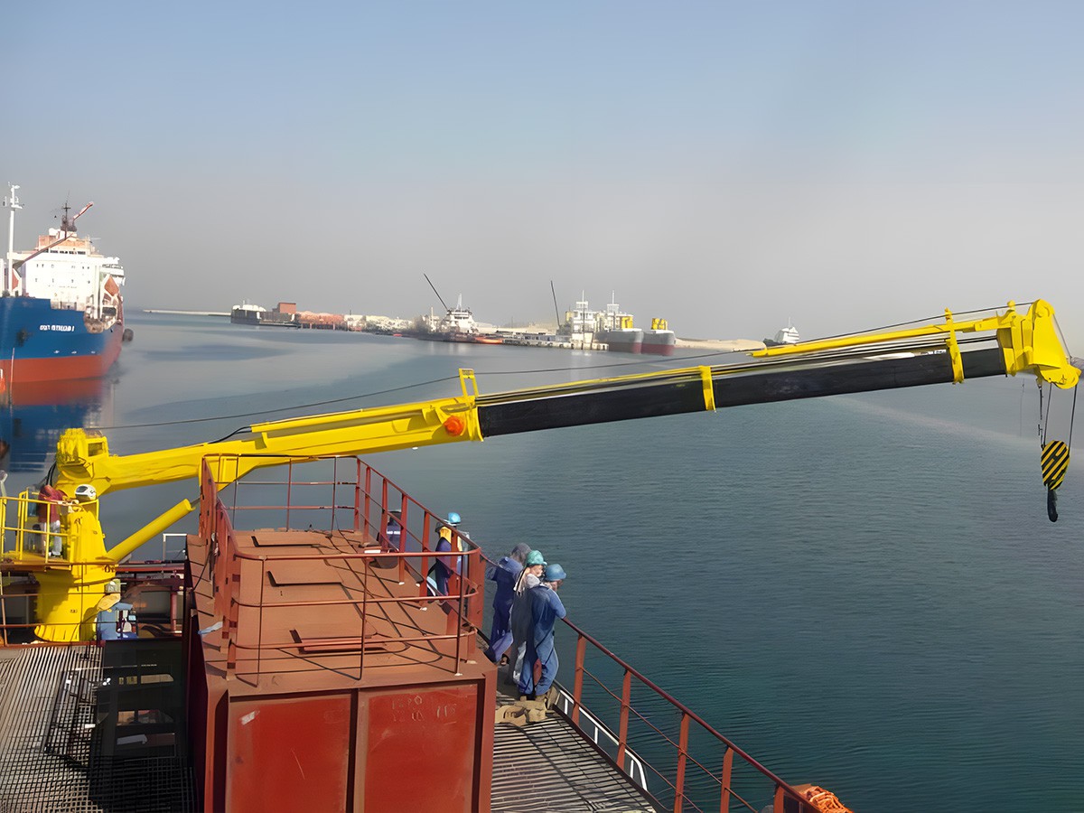 yfm-crane-marine-telescopic-crane-solutions yfm-crane-marine-telescopic-crane-solutions